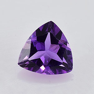 Natural 5x5x3mm Faceted Trillion African Amethyst