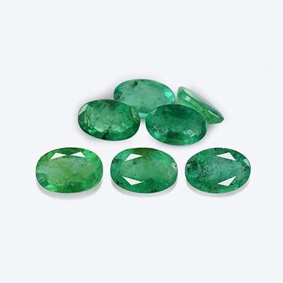 Natural 6x4x2.8mm Faceted Oval Brazilian Emerald