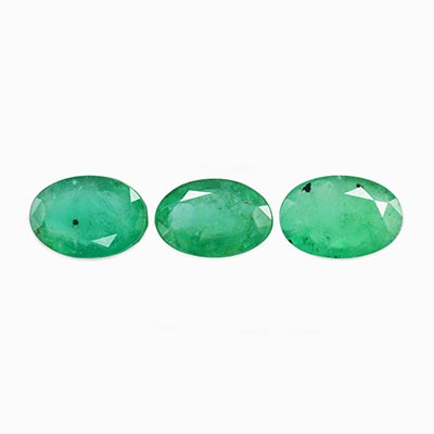 Natural 6x4x2.6mm Faceted Oval Brazilian Emerald