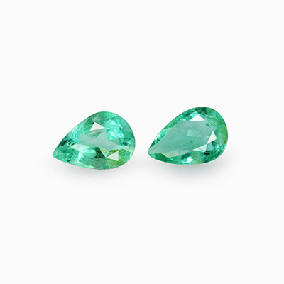 Natural 7x5x3.5mm Faceted Pear Brazilian Emerald