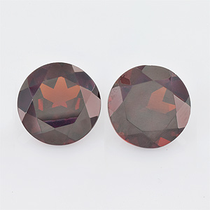 Natural 10x10x5.9mm Faceted Round Garnet