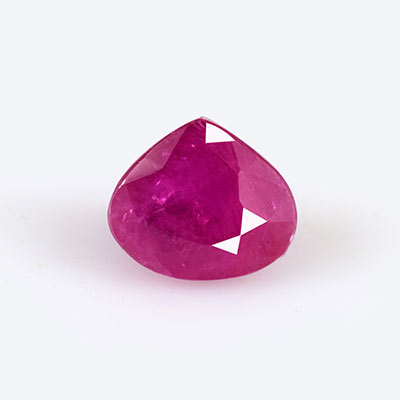 Natural 5.7x6.5x2.6mm Faceted Heart Mozambique Ruby