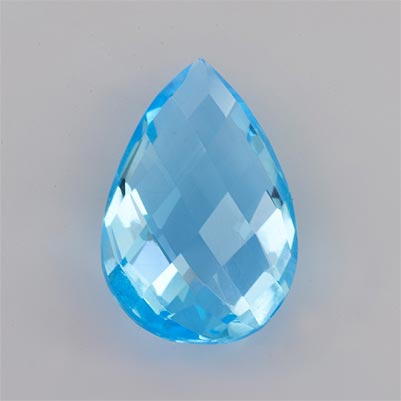 Natural 11.8x8x7mm Checker Pear Topaz